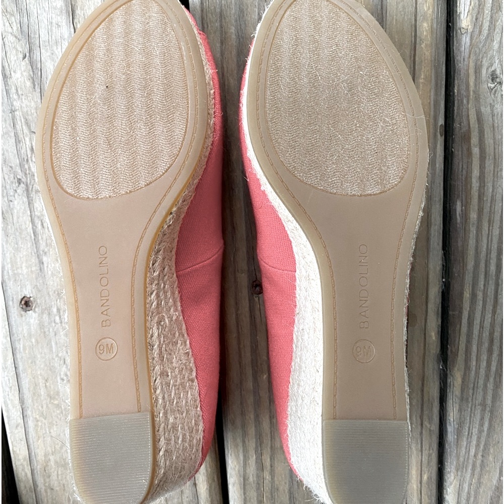 Bandolino Nuri Wedges - Picture 6 of 7